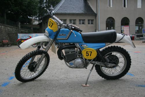 KTM 250 GS 77